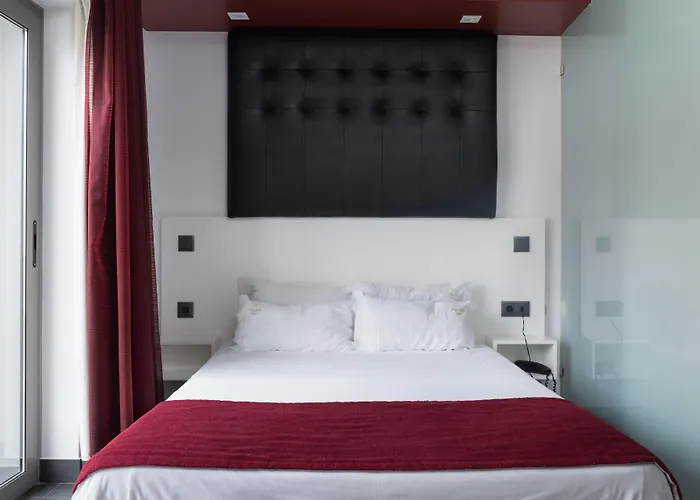 Oceano Otel Nazaré