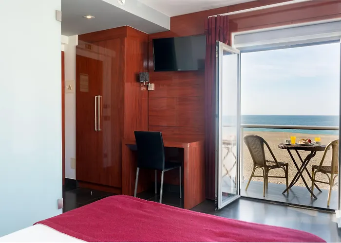 Oceano מלון נאזרה